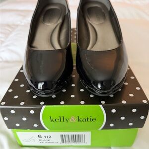 Kelly & Katie Dorotha Pumps Size 6 1/2